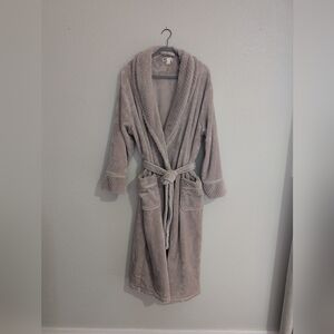 Richie House Oversized Plush Robe